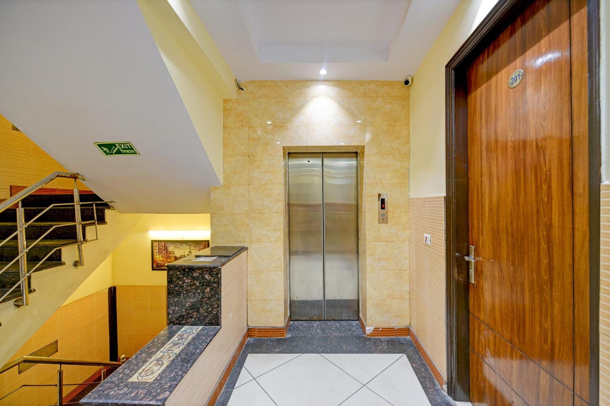 Hotel Le Grand - Walk-In From Rk Ashram Metro Station Νέο Δελχί Εξωτερικό φωτογραφία